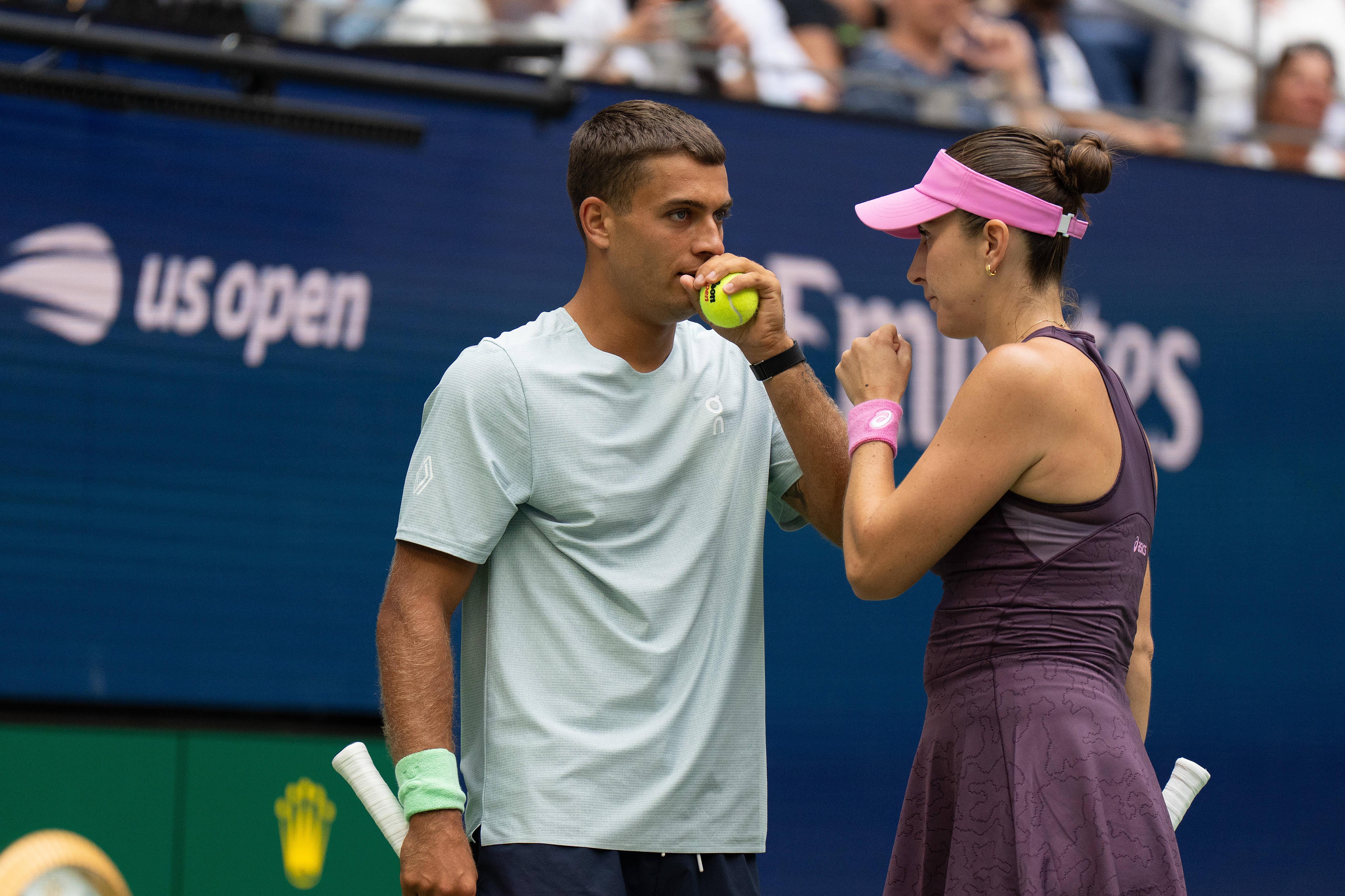 Flavio Cobolli e Belinda Bencic no encontro frente a Serena Williams e Carlos Alcaraz      Fotografia Imago