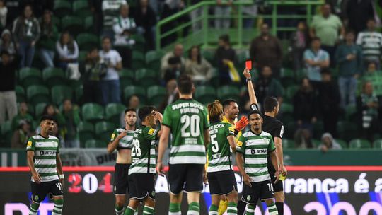 Sporting: Conselho de Disciplina devolve 153 euros a Adán