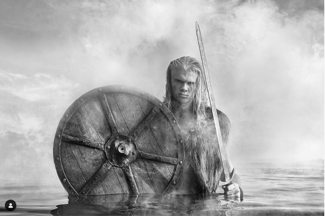 Haaland como nunca viu, mas provavelmente já imaginou: viking total