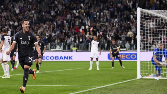 Milik dá vitória sofrida à Juventus frente ao Lecce