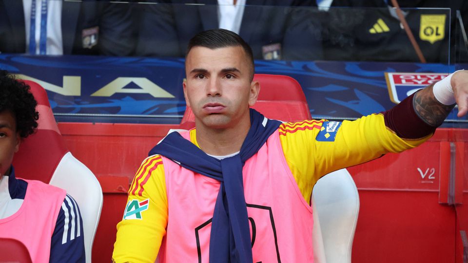 Lyon acusado de tratamento «desumano» a Anthony Lopes