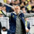 Ex-internacional turco arrasa Mourinho: «Eu fazia melhor»
