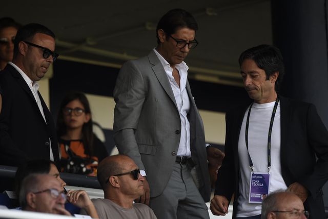 Benfica: não é só Rui Costa a correr riscos na AG