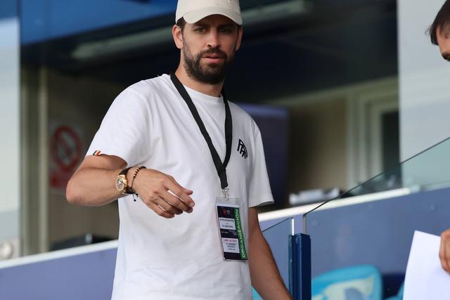 Piqué - Terminou a carreira e é proprietário do Andorra, do segundo escalão espanhol