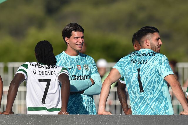 Dilema na baliza e onze com uma alteração: o onze provável do Sporting