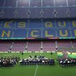 O obrigado do Barcelona à lenda do clube que anunciou o fim da carreira