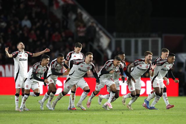 Flamengo eliminou o Estudiantes nos penáltis - Foto: Demian Alday/EPA