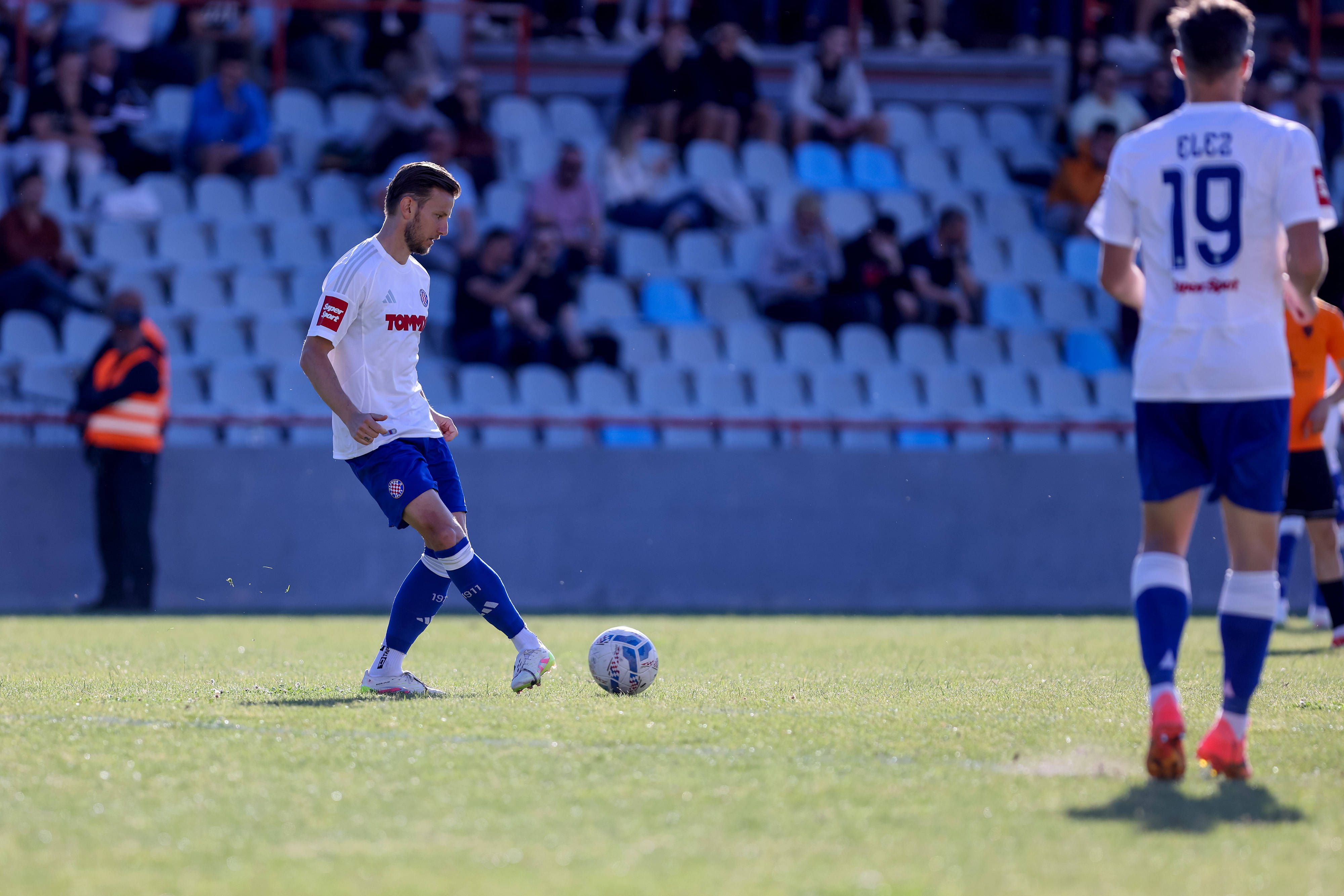 Rakitic - Terminou a época no Hajduk Slit