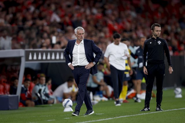 «Estou extremamente curioso para saber como é que Mourinho irá desmontar este quebra-cabeças»