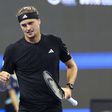 Zverev e Musetti avançam para a segunda ronda em Pequim