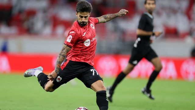 «É chato quando a pessoa que manda no clube não nos quer»