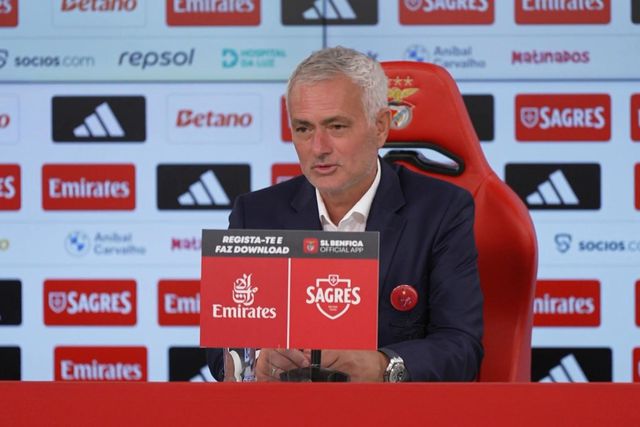 Como o «joelho aberto» de César Peixoto fez Mourinho repensar abordagem