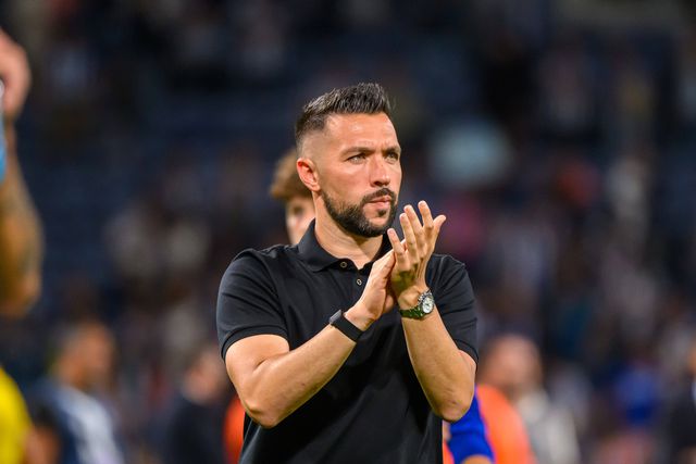 Francesco Farioli, treinador do FC Porto, equipa que tem impressionado neste começo de época