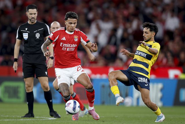 Luís Esteves a afinar o galo (as notas do Gil Vicente)