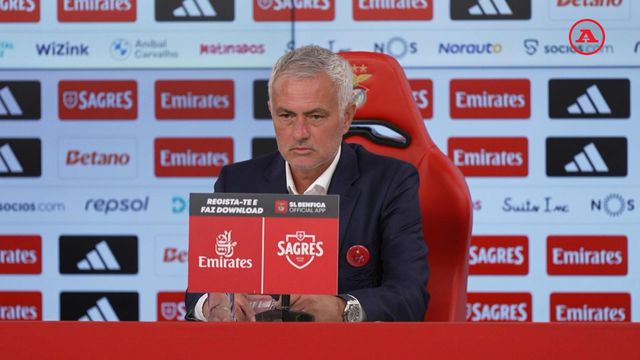 Mourinho: «Não vi nada de especial no jogo do Trubin»