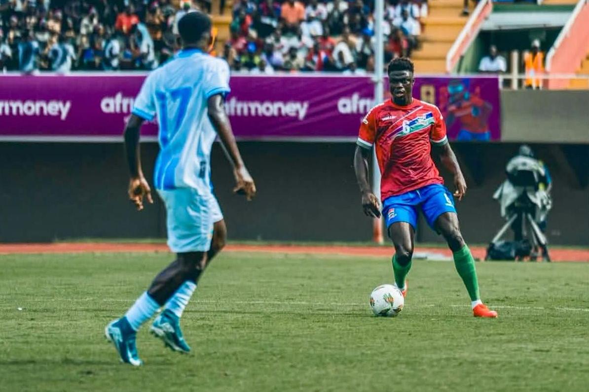 Yaya Bojang ao serviço da seleção da Gâmbia - Foto: Facebook/Alverca SAD