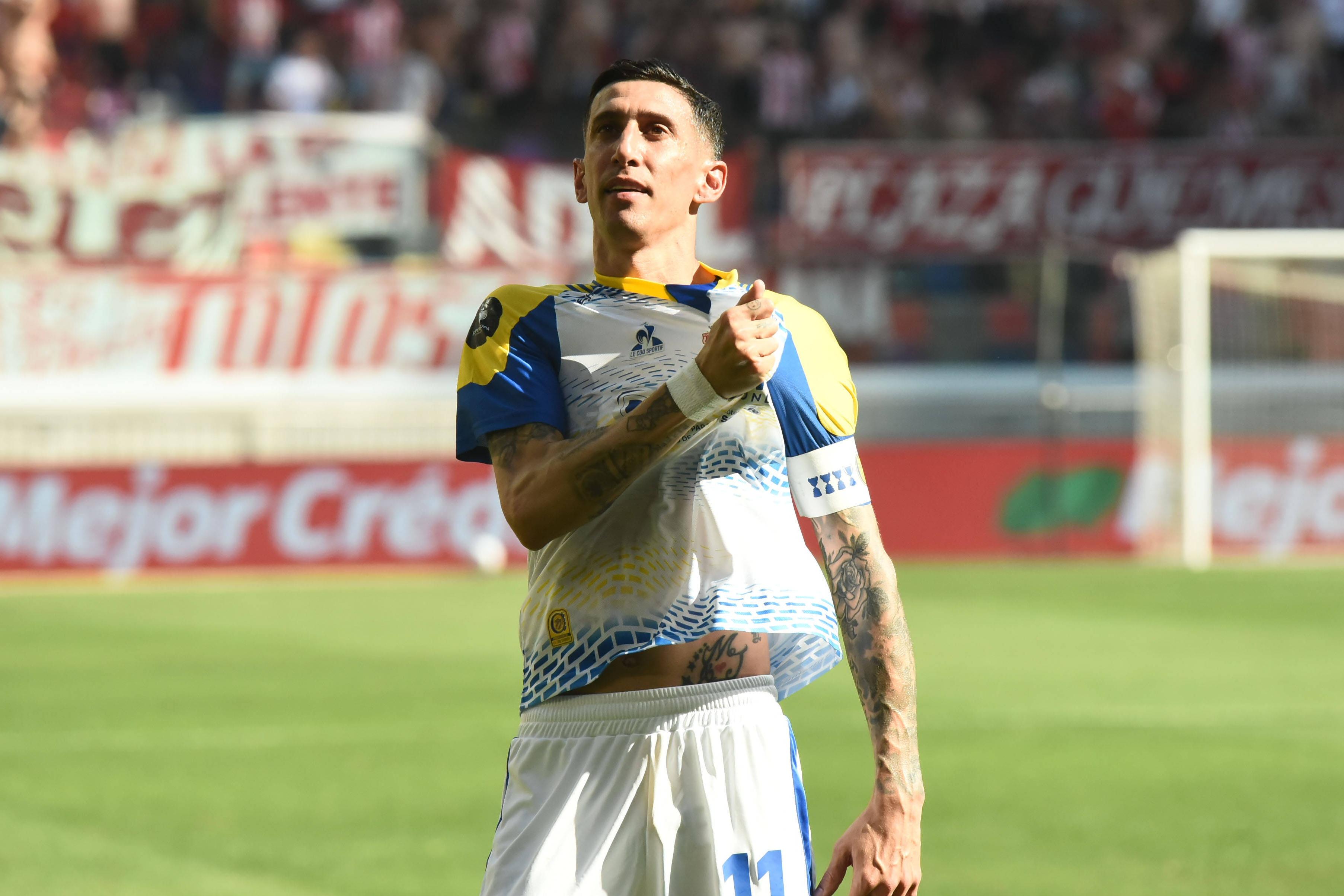 Di María faz empate do Rosario Central frente ao Estudiantes, na Supercopa Internacional (IMAGO)