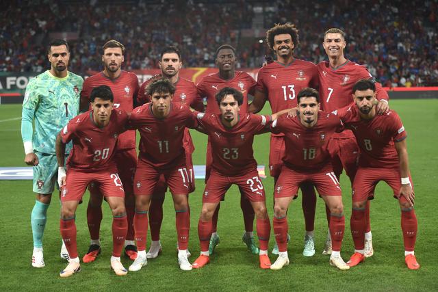 O primeiro onze de Jorge Jesus, contra o País de Gales. Foto MIGUEL NUNES