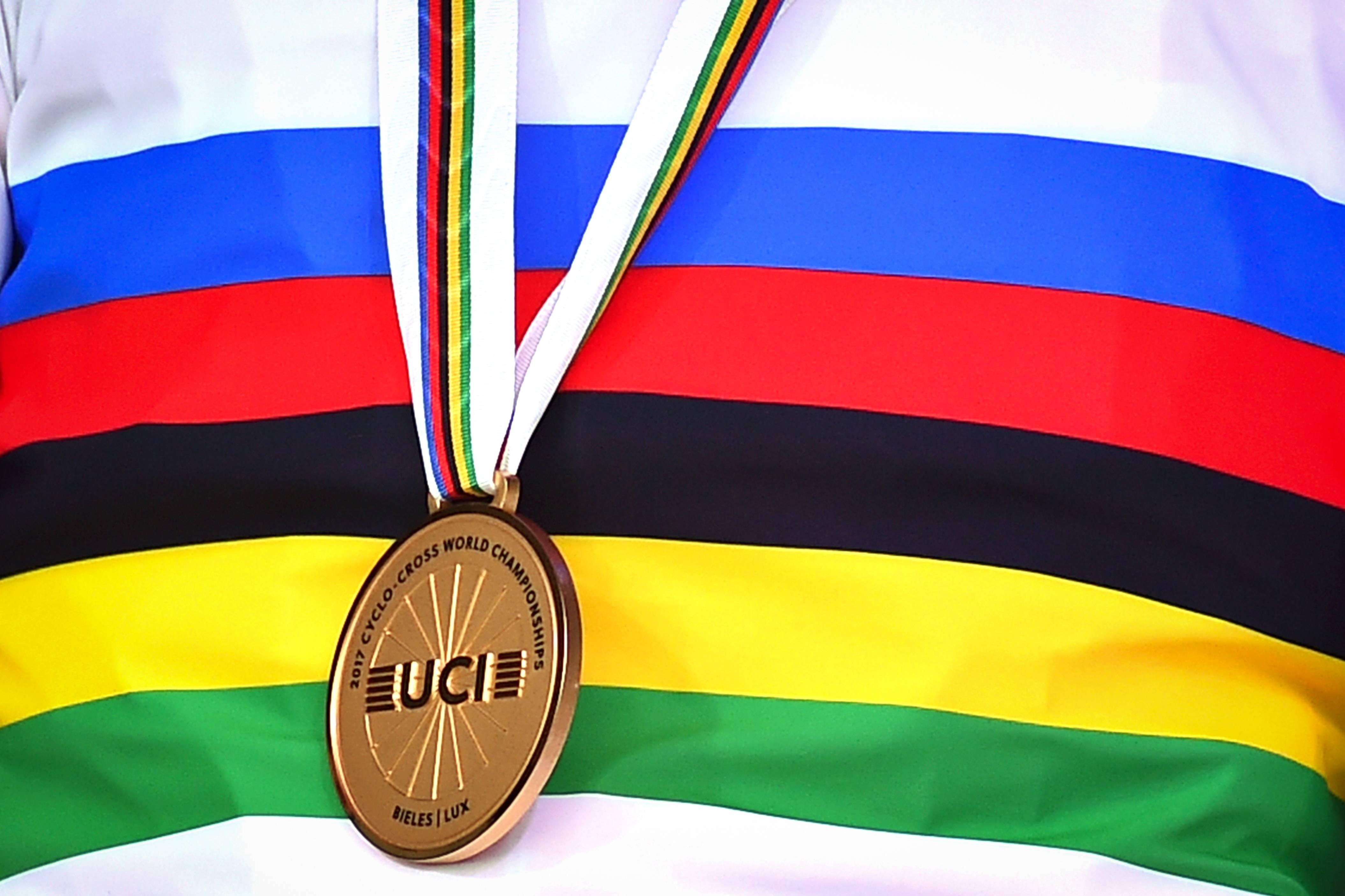Dia de corrida à conquista da camisola arco-íris de campeão mundial de ciclismo
