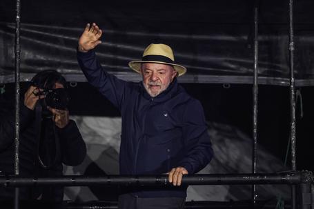 «Quem quer ganhar dinheiro, arranje uma forma honesta»: Lula da Silva provoca terramoto no Brasil