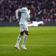 Mbappé marcou e lesionou-se