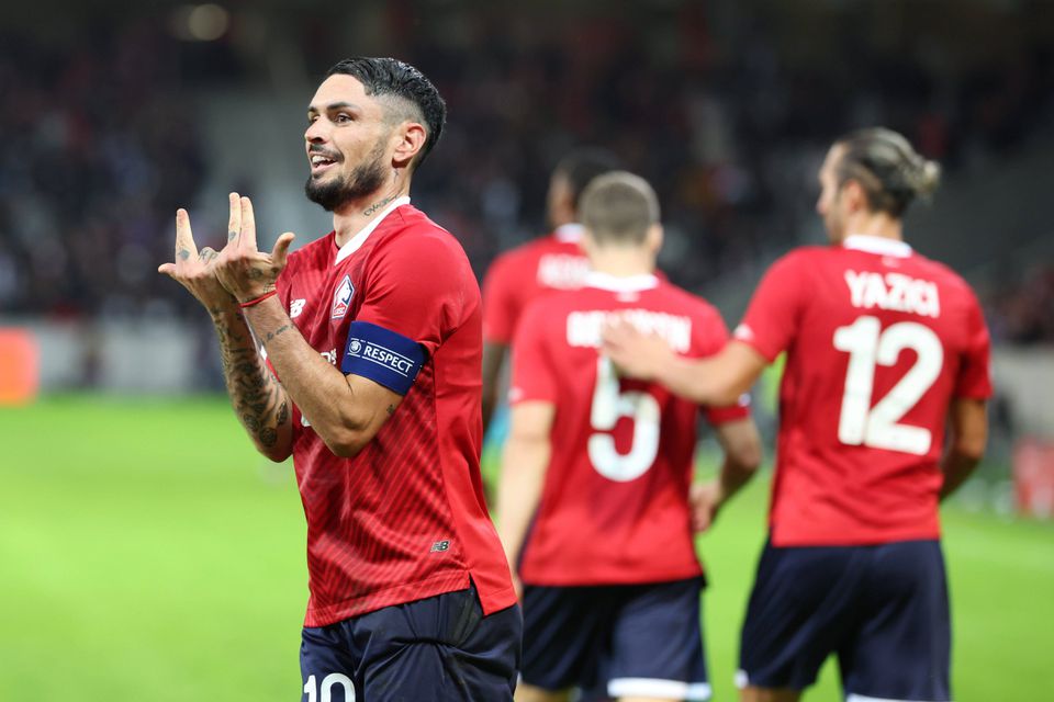 Lille, de Paulo Fonseca, bate Slovan com Cabella em grande, Klaksvik faz história