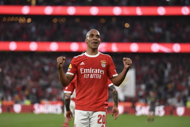 Sporting: FIFA decide a favor de João Mário