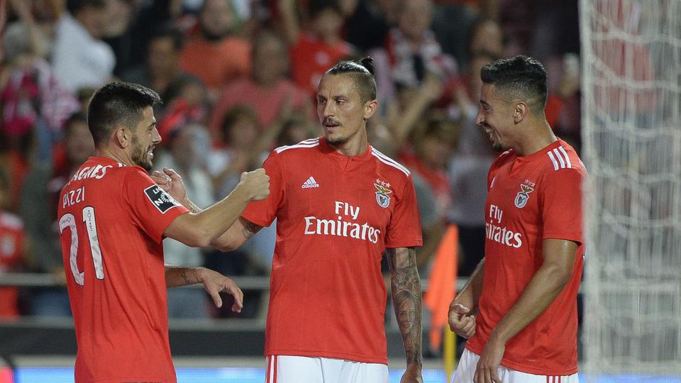 Fejsa anuncia final de carreira com o «querido Benfica e portugueses no coração»