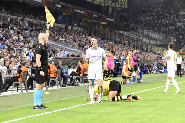 Vitinha decisivo no triunfo do Marselha diante do AEK