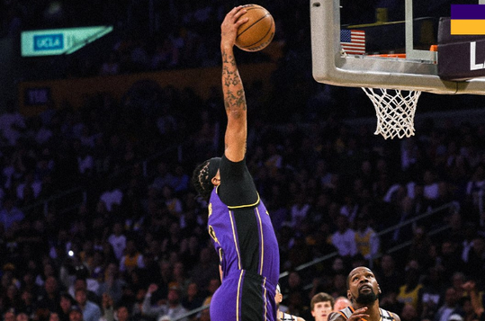 Lakers batem Suns e mantêm invencibilidade na NBA