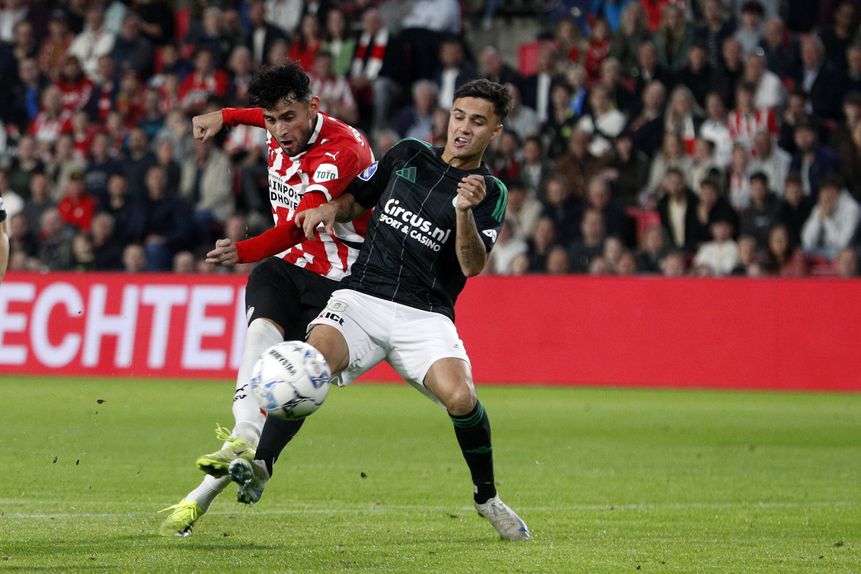 Ricardo Pepi marca o quarto golo do PSV ao PEC Zwolle