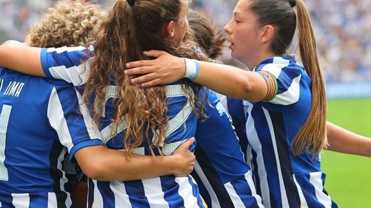 Feminino do FC Porto bate recorde: 15-0 ao Cruz!