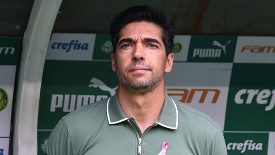 Abel é trunfo eleitoral: «Maior treinador da história do Palmeiras»