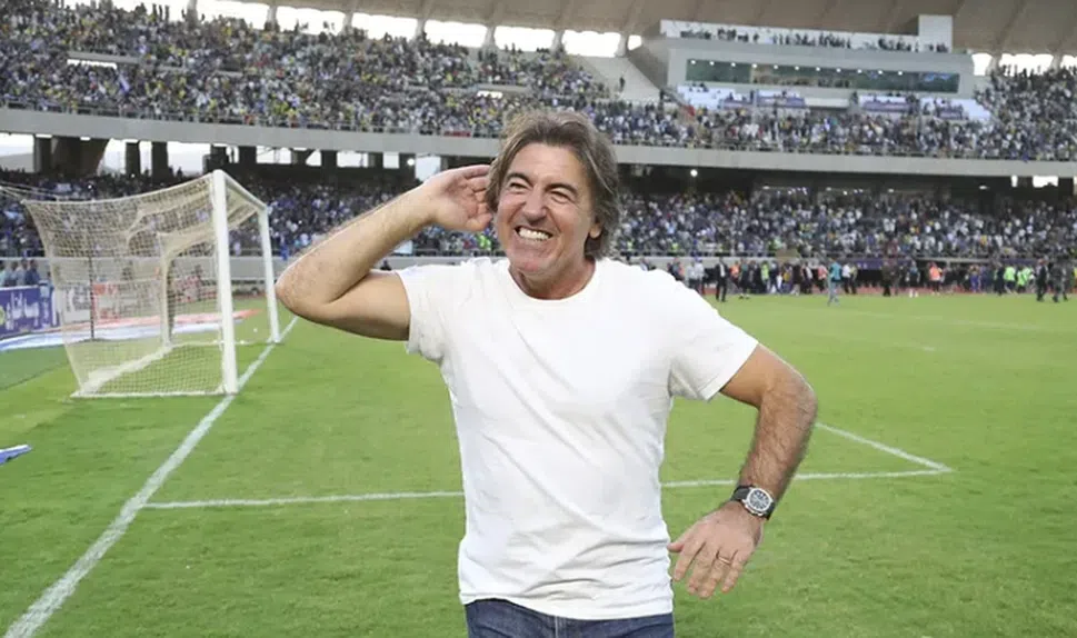 Sá Pinto impera no deserto iraniano!