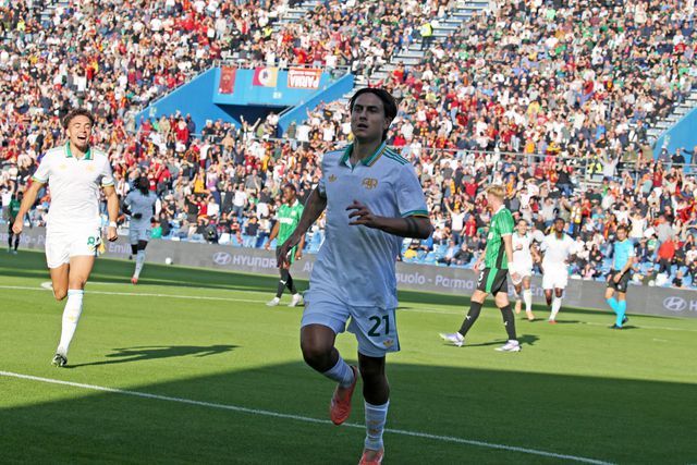 Roma iguala o Nápoles no topo