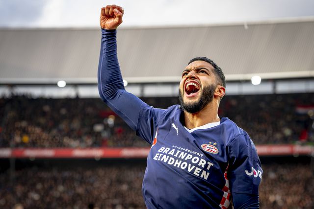 Super Saibari faz PSV vencer e alcançar o Feyenoord no topo