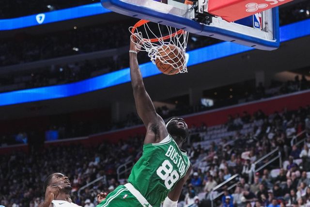 Neemias Queta afunda no jogo frente aos Pistons - Foto: Boston Celtics