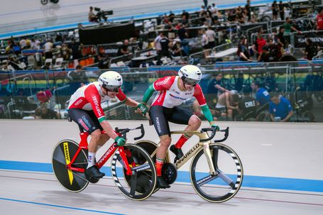 Iúri Leitão e Diogo Narciso em ação no madison nos Mundiais de pista em Santiago do Chile (Foto: FPC)