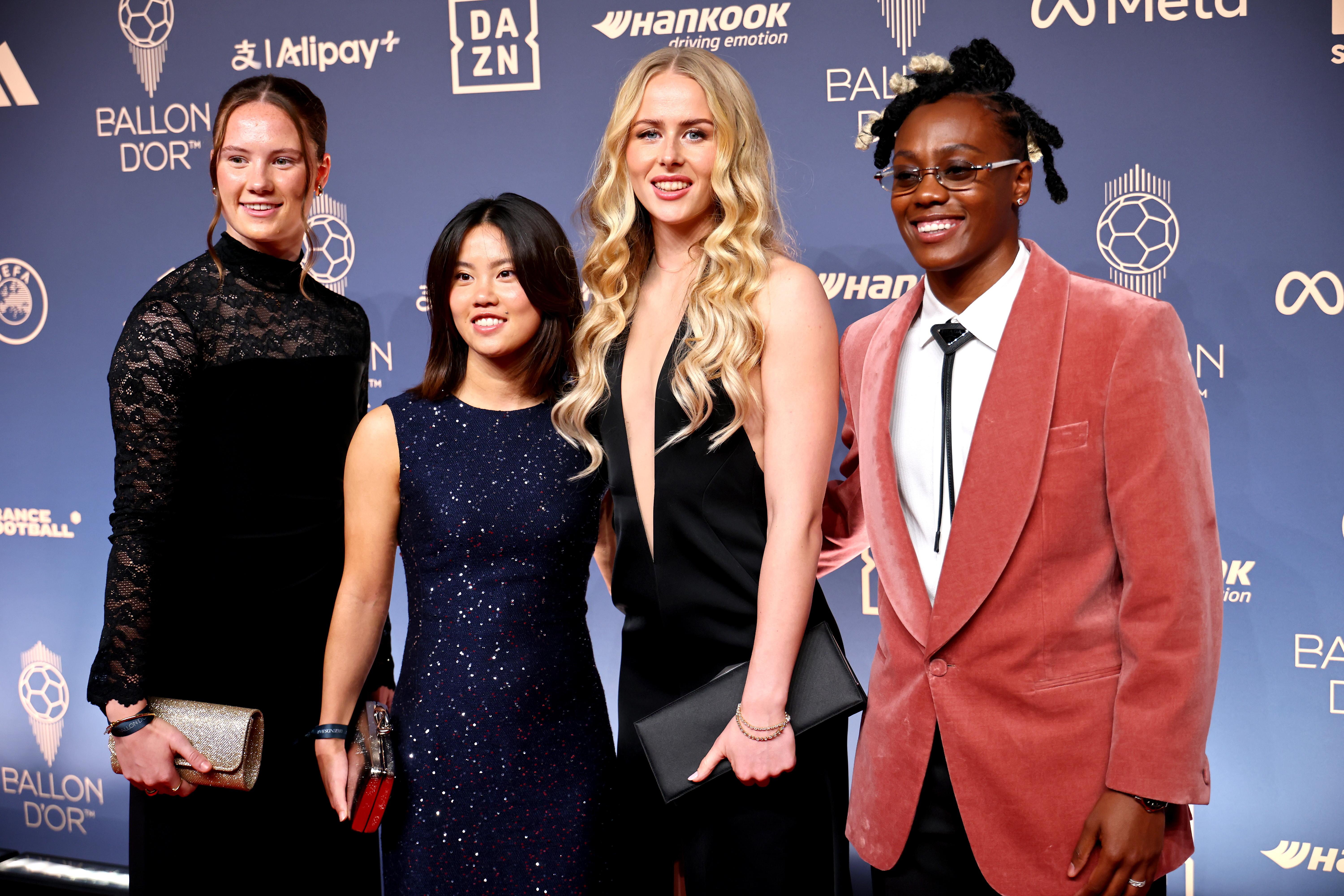 Veerle Buurman, Manaka Matsukubo, Hannah Hampton e Melvine Malardarrive, jogadoras do Chelsea nomeadas para a Bola de Ouro. Foto: TOLGA AKMEN/EPA
