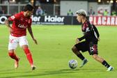 Prestianni com a bola - Foto: Benfica