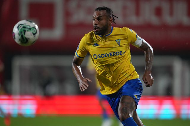 Estoril vira resultado na segunda parte e carimba presença nos oitavos da Taça