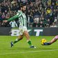 Betis derrota Las Palmas com William Carvalho no onze