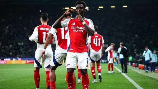 Destaques do Arsenal: Bukayo levou... Saka de golos e magia