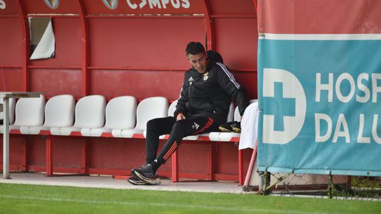 Duas novidades no treino do Benfica