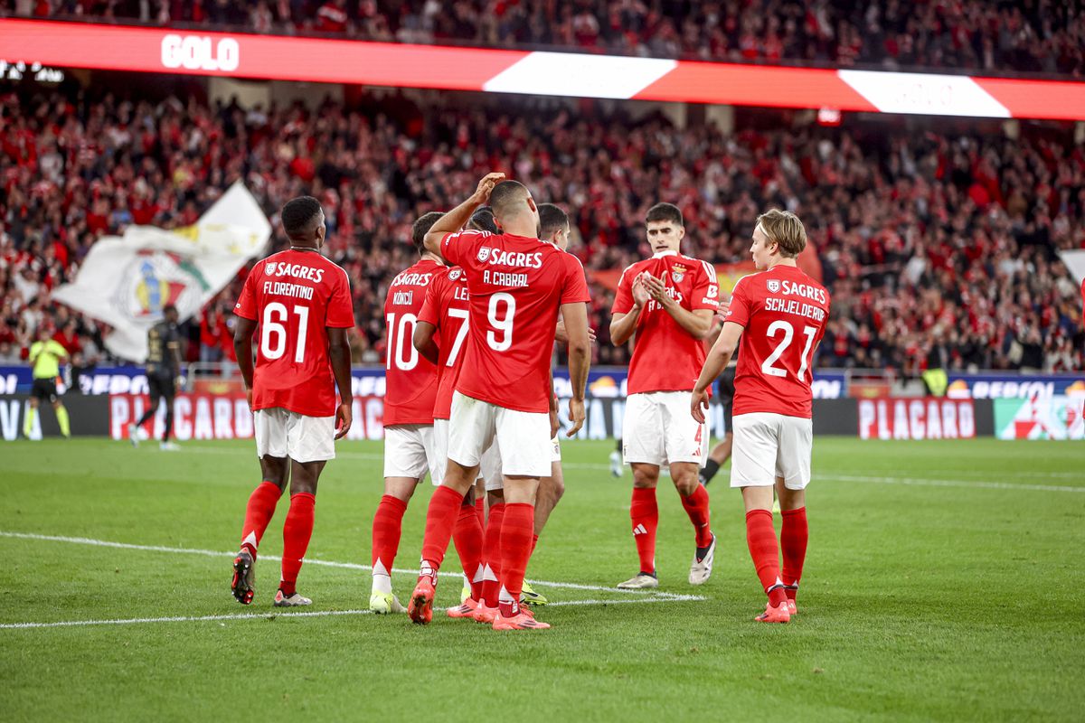 Benfica: tocar a reunir