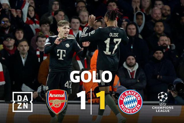 Tome nota: só tem 17 anos e marca pelo Bayern em casa do Arsenal