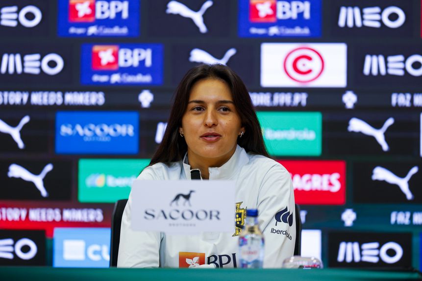 Kika Nazareth deu as boas-vindas às novas companheiras na Seleção Nacional e confessou-se «ansiosa» pelo reencontro com o Benfica, no próximo dia 10. Foto: FPF