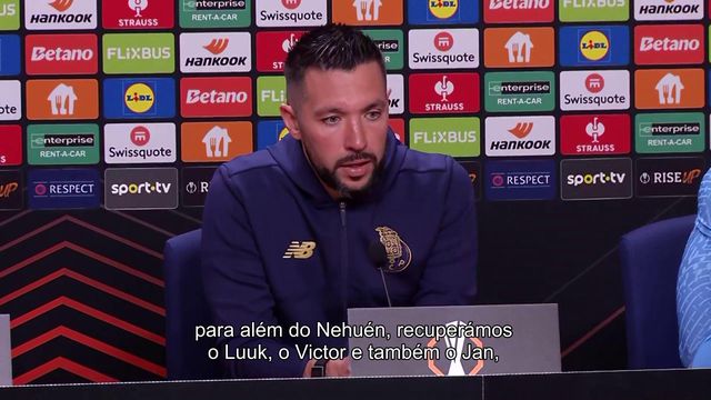 Farioli fala da condição física de Luuk de Jong, Froholdt e Bednarek
