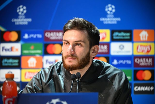 Khvicha Kvaratskhelia, extremo do PSG