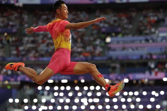 Campeão mundial ilibado de doping devido a câmara de segurança de hospital